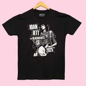 Joan Jett and the Blackhearts It's a Nice Day to Tour Again Rock Band Tee M